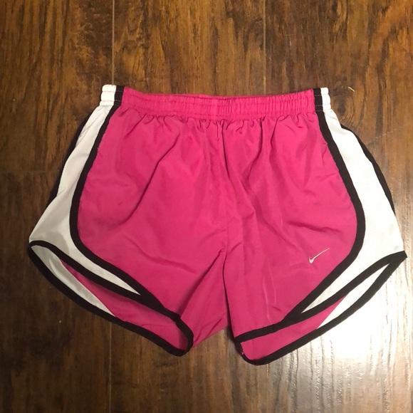 Tempo Shorts - Picture 1 of 2